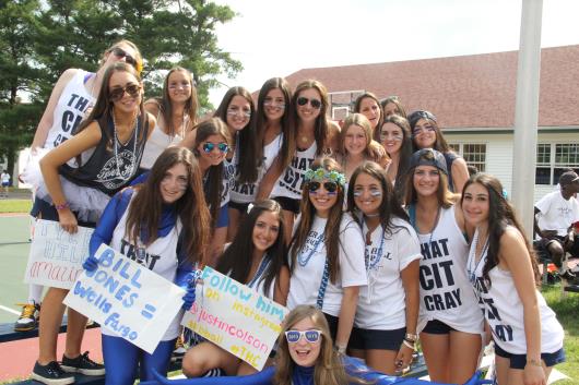 THC 2013 7.8 Girls cheering on Invitational 2