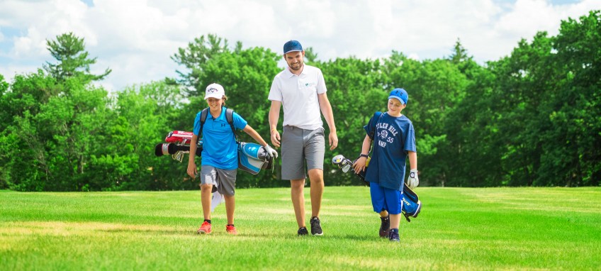 walking-to-golf